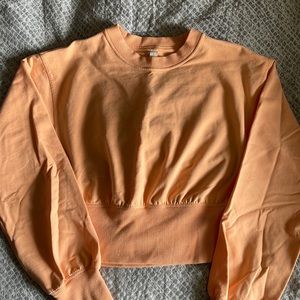 Lululemon peach crop sweater, size 6